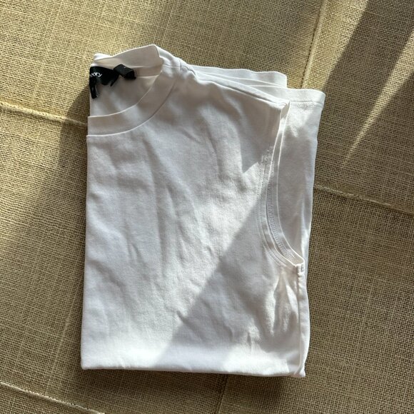 Theory White Sleeveless Top - Picture 3 of 4